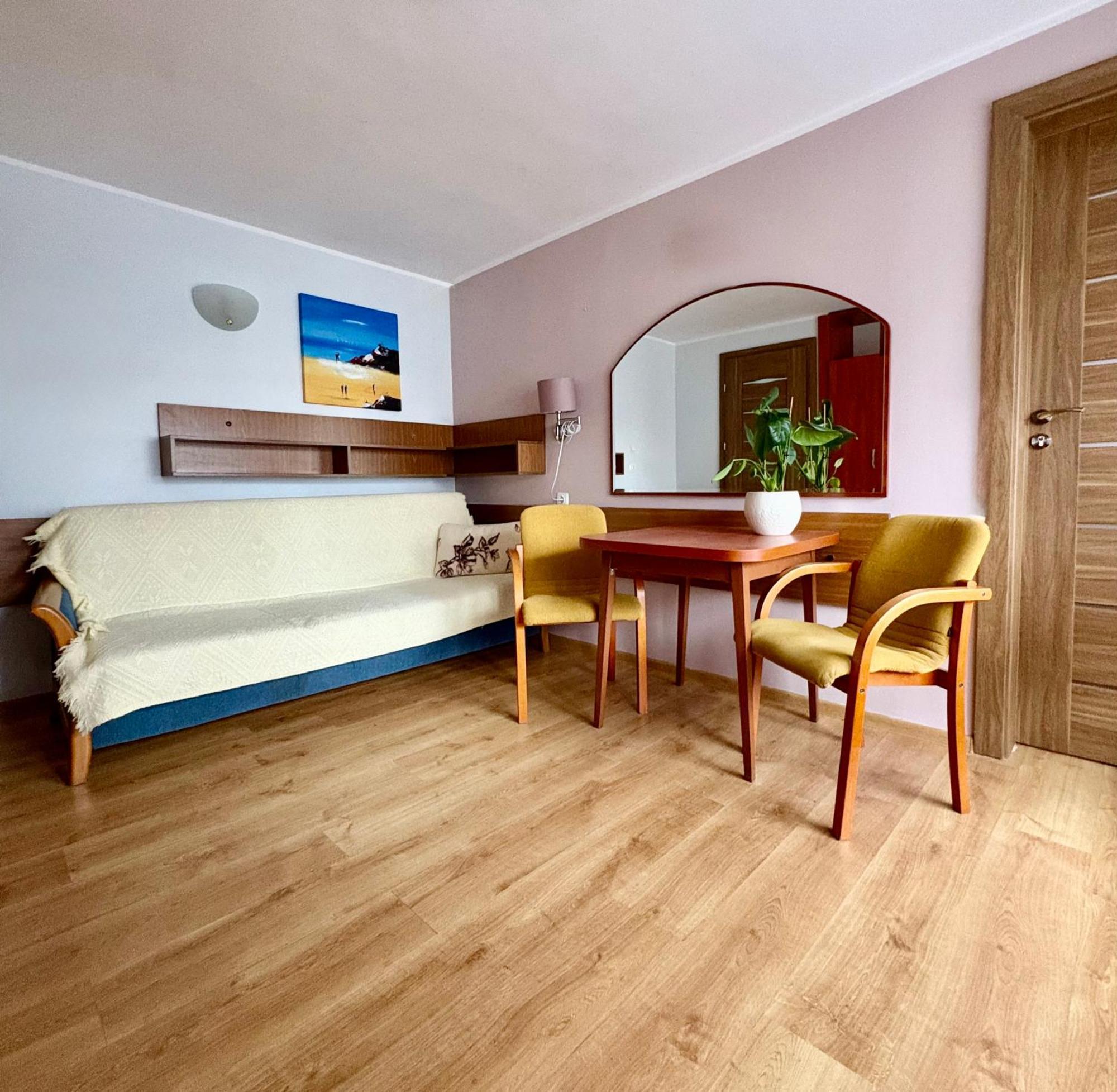Fonica Bed & Breakfast Leba Exterior photo